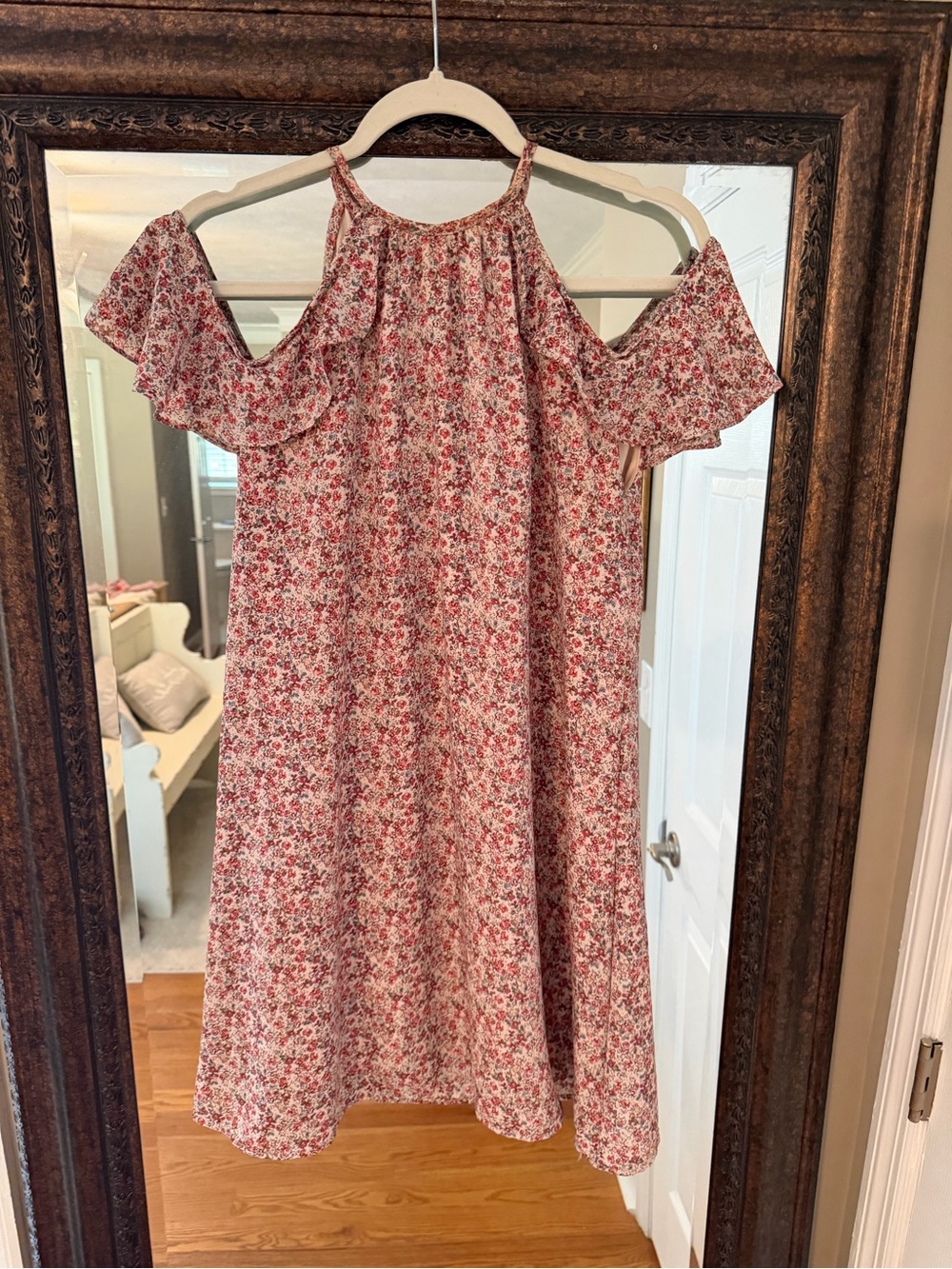 Cold‎ Shoulder Floral/Hobo Style Dress